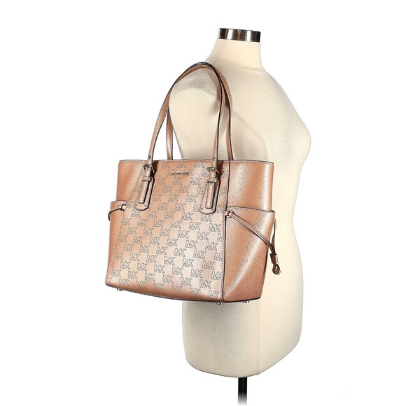 MICHAEL KORS Voyager Ballet Metallic Pink Leather East West Tote Bag - Picture 2 of 8